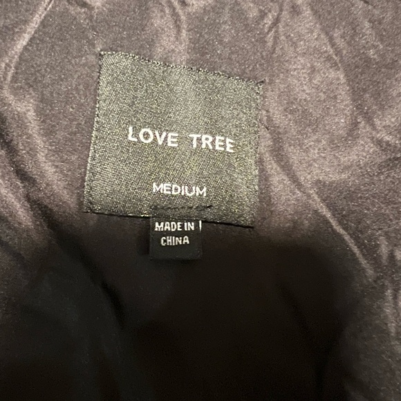 NWT Easel Cropped Puffer Vest Size M - Picture 11 of 13